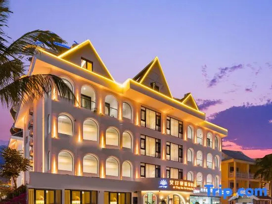 Aitingbao Hot Spring Hotel (Xishuangbanna jinghongGaozhuang Xishuangjing Xingguang Night Market)