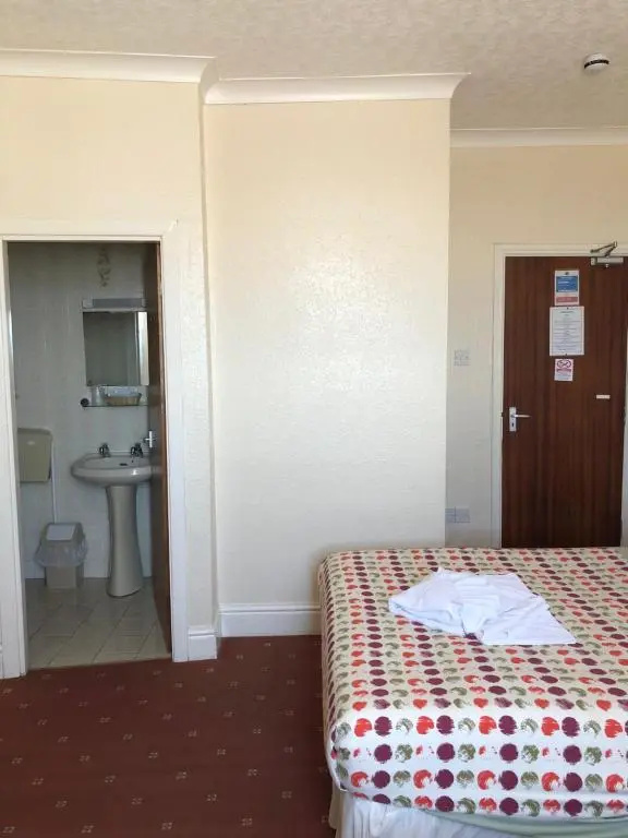 Standard Quadruple room with sea view