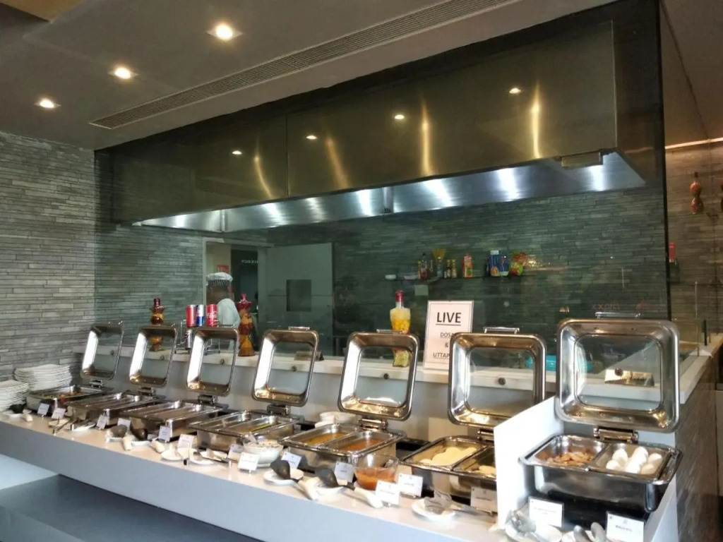 Royal Orchid Central, Vadodara - фото 30