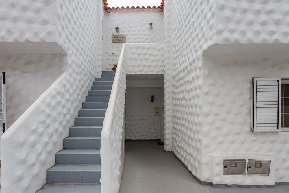 Apartment Near the Beach, big Terrace With Nice sea Views, Wifi and Parking