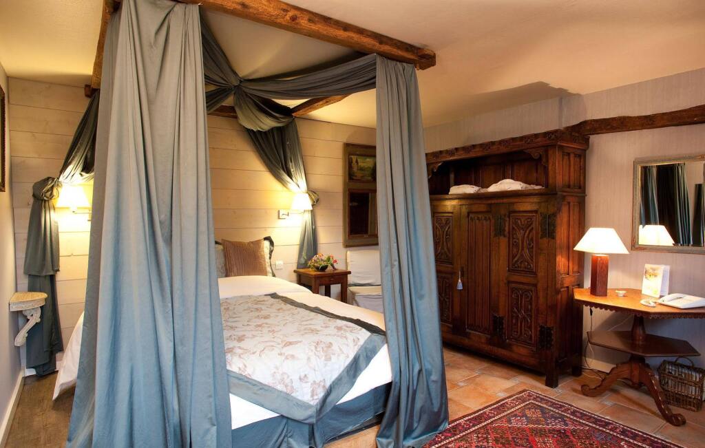 Le Relais des Dalles - Logis Hôtel & Restaurant by null