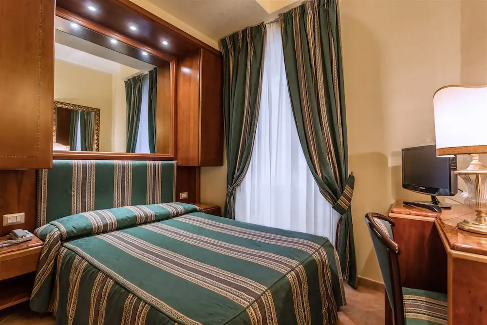 Standard Double room (full double bed)