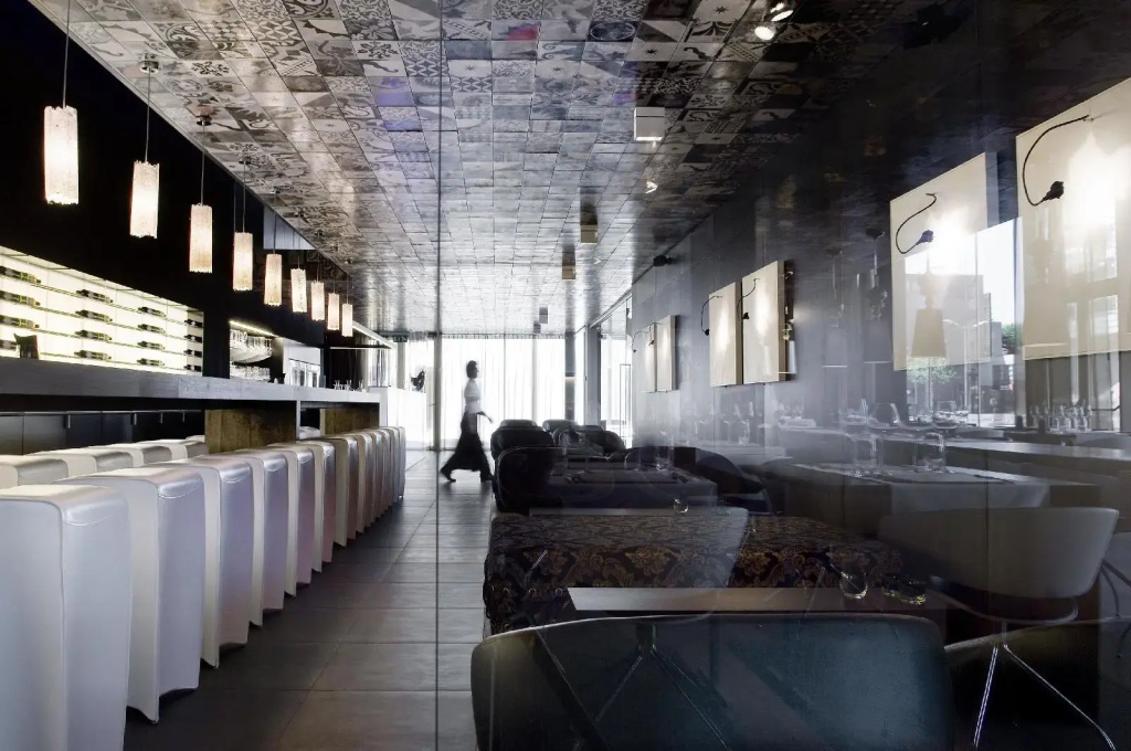 Carbon Hotel - Different Hotels - Général