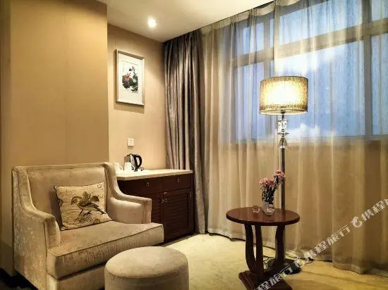 Landison Plaza International Hotel Zhenjiang - Chambres