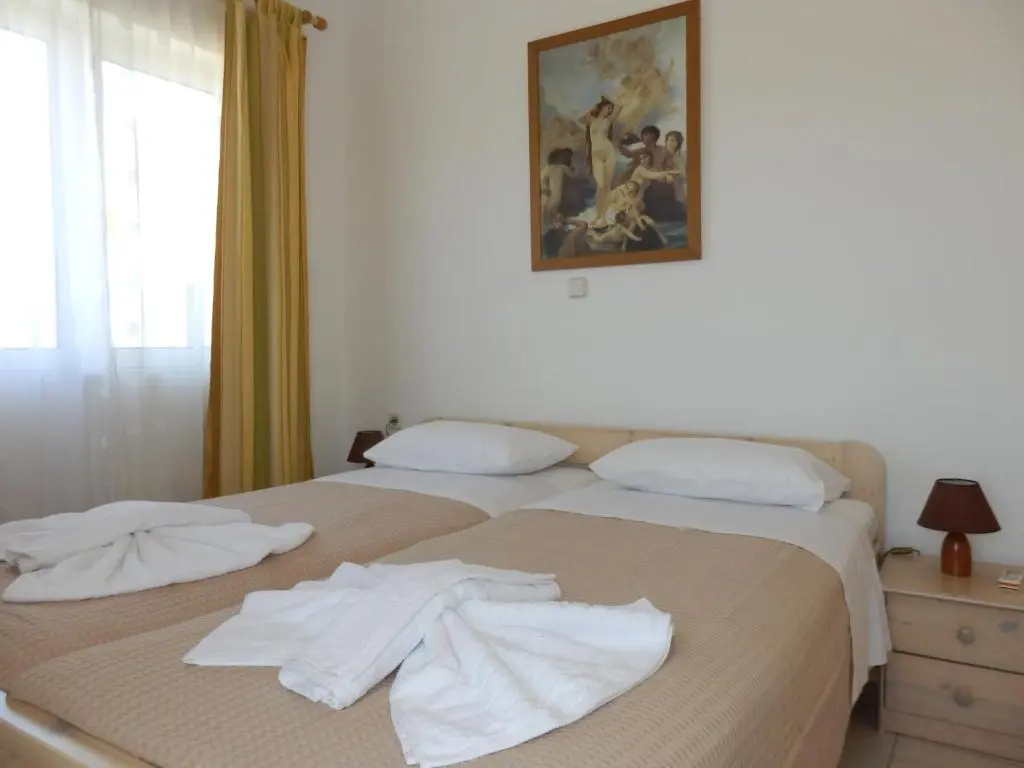 Maro Suites - Chambres