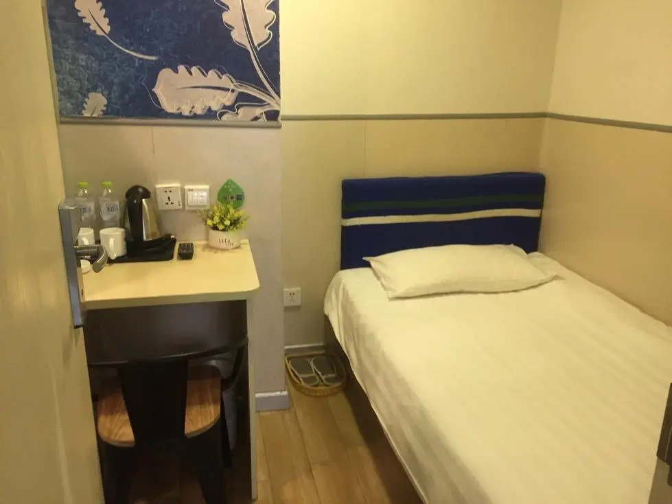 Standard Single room (single bed)