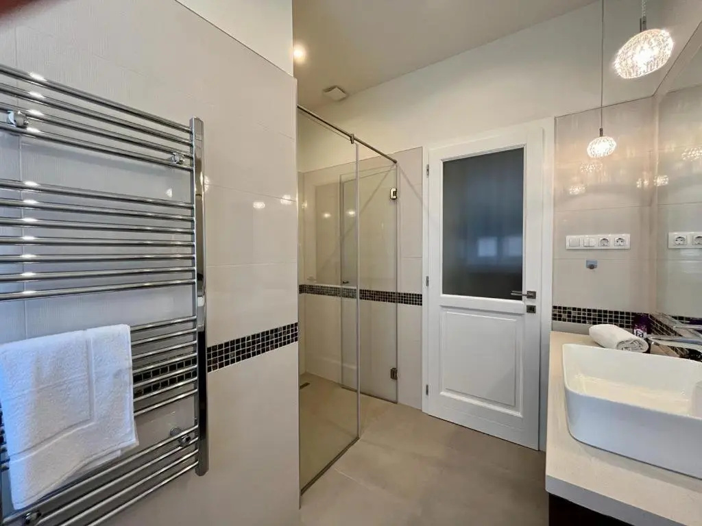 Ultralux magnolia city center bestern