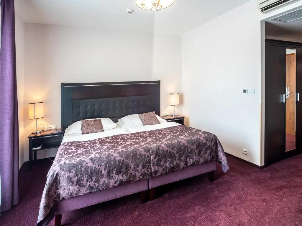 EA Embassy Prague Hotel - Chambres