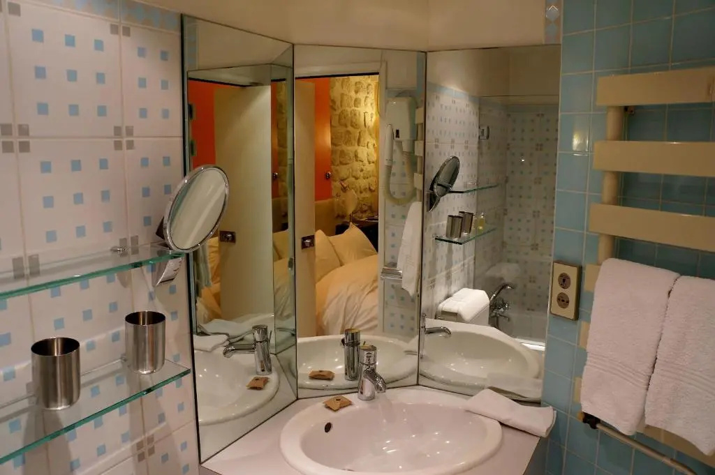 Standard Double room (twin beds)