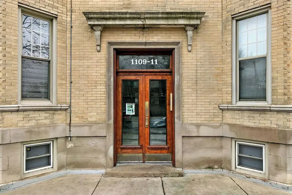 2BR in Prime Location - Grace 09-2
