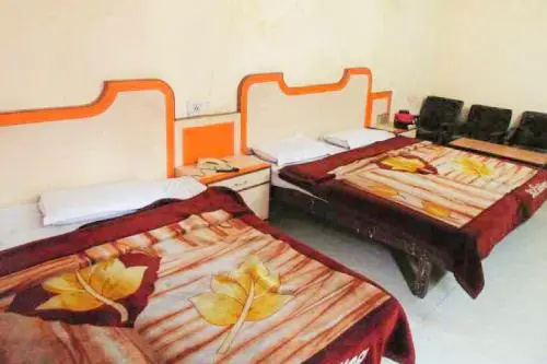 1 BR Guest house in Katra (A8FE), by GuestHouser