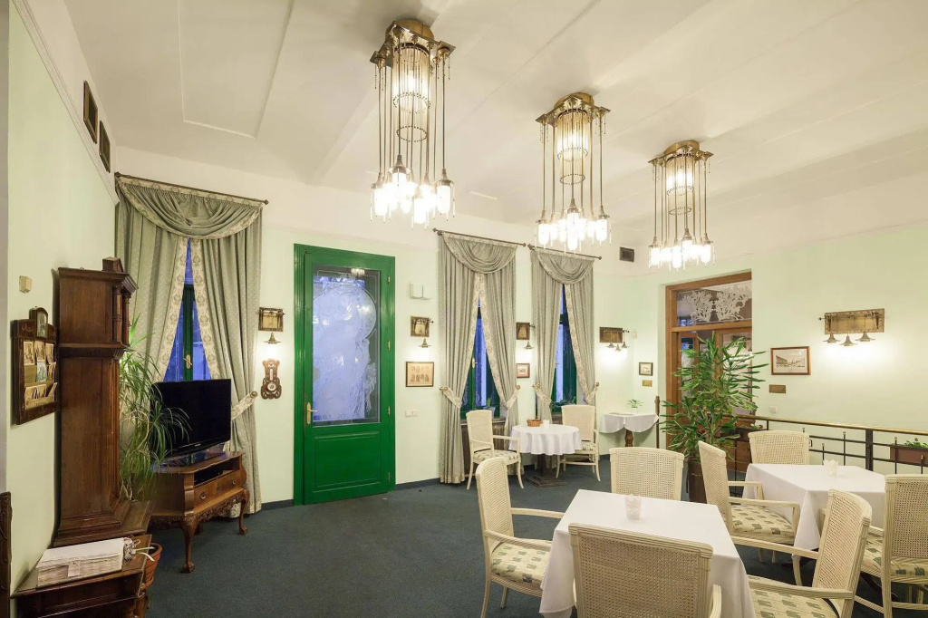 Hotel photo 11