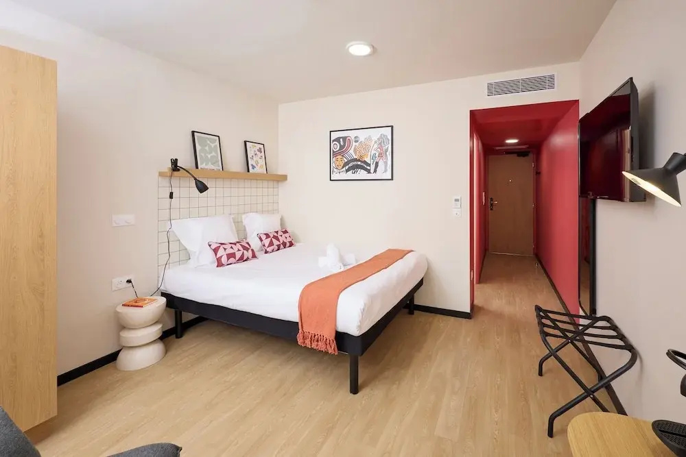 Standard Double room (full double bed)