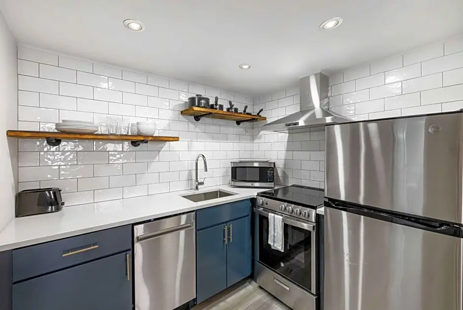 3 Bedrooms Sextuple Penthouse Suite