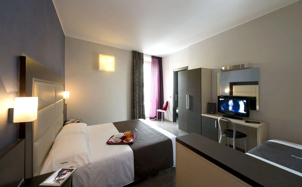 Hotel photo 2