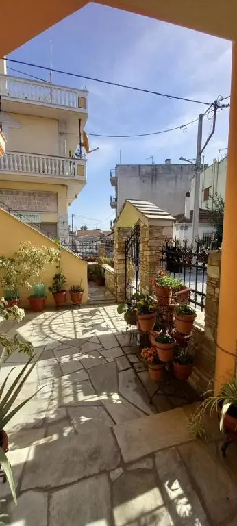 Sunny house - Ηλιόλουστο