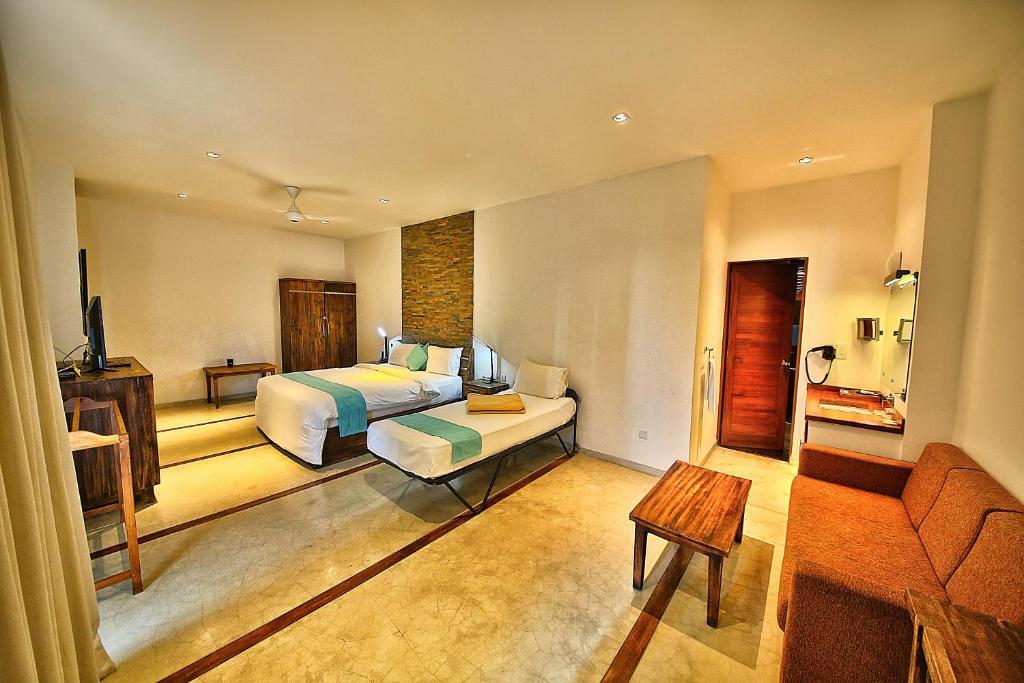 R Degree Hotel