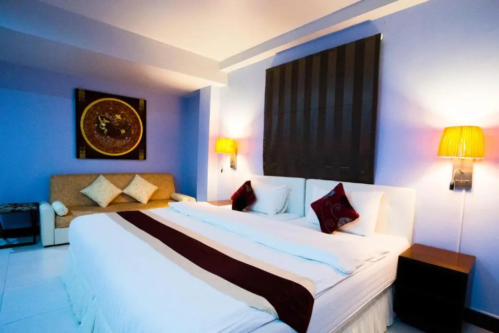 Standard Double room (full double bed)