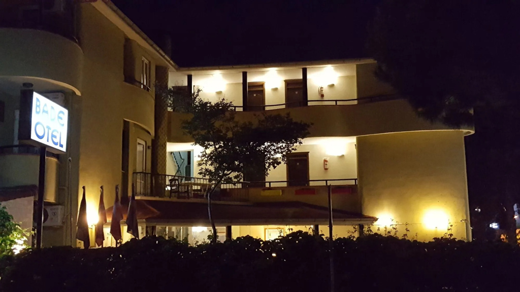 Hotel photo 1