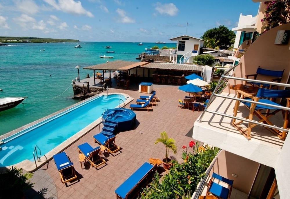 Beach & Waterfront