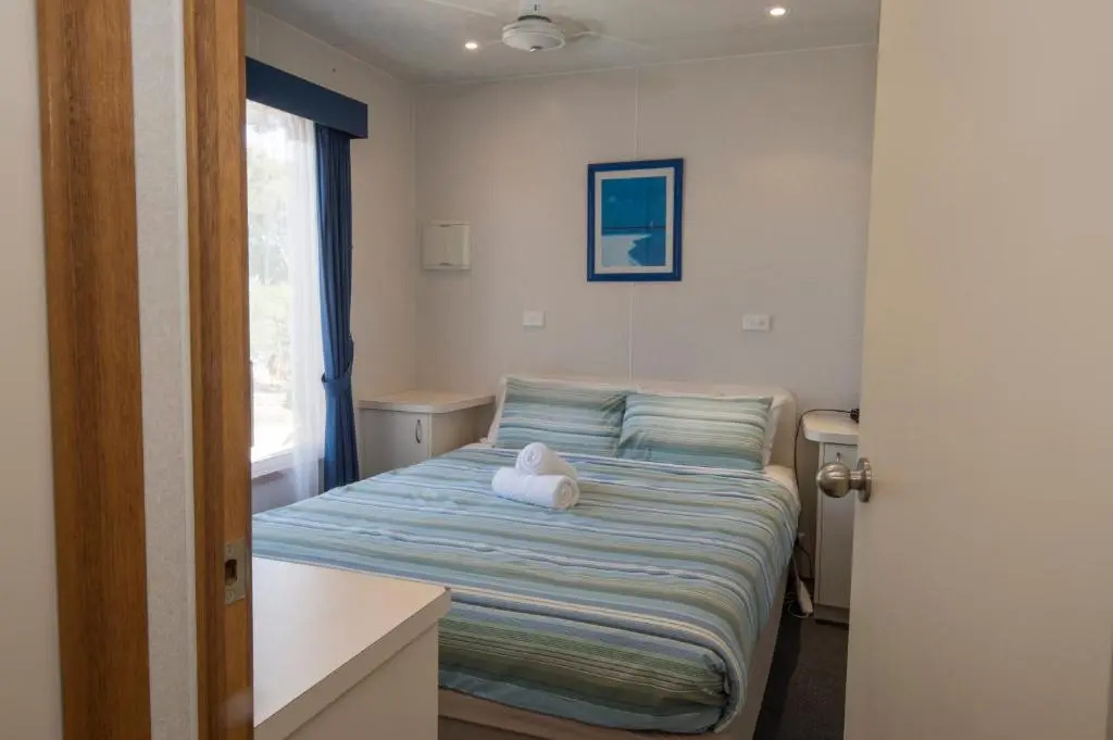 The Lakes Beachfront Holiday Retreat - Chambres