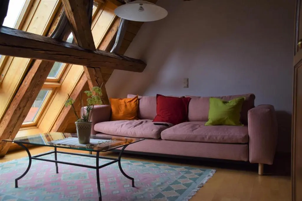 Deluxe Double room (full double bed)