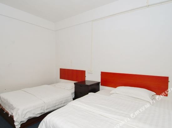 Haikou 68 Travel Rental (Haikou East High-speed Railway Station Wuyue Plaza)