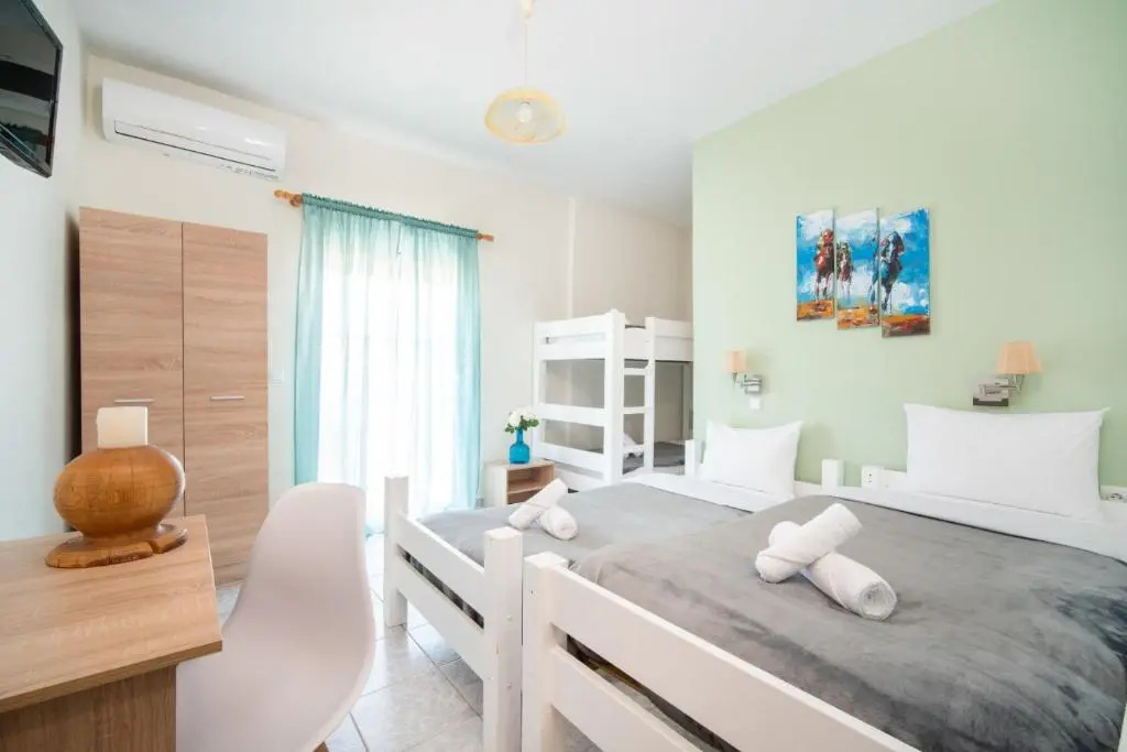 Standard Quadruple room with balcony