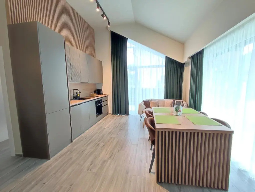 2 Bedrooms Cottage