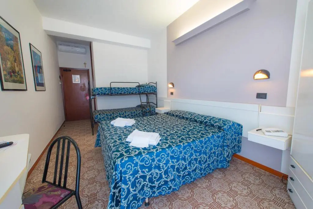 Hotel 2000 - Chambres