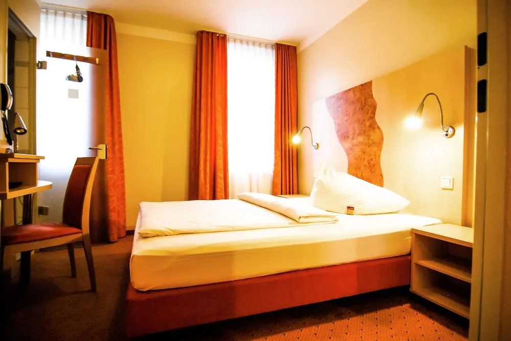 Comfort room