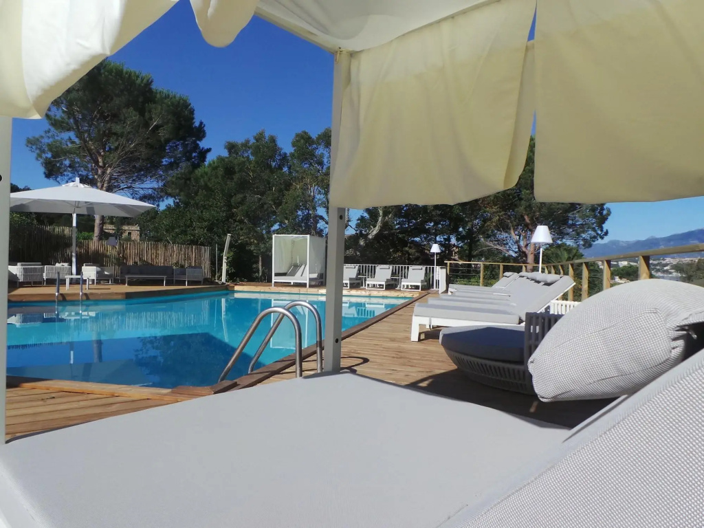 Isulella Hotel & restaurant - Général