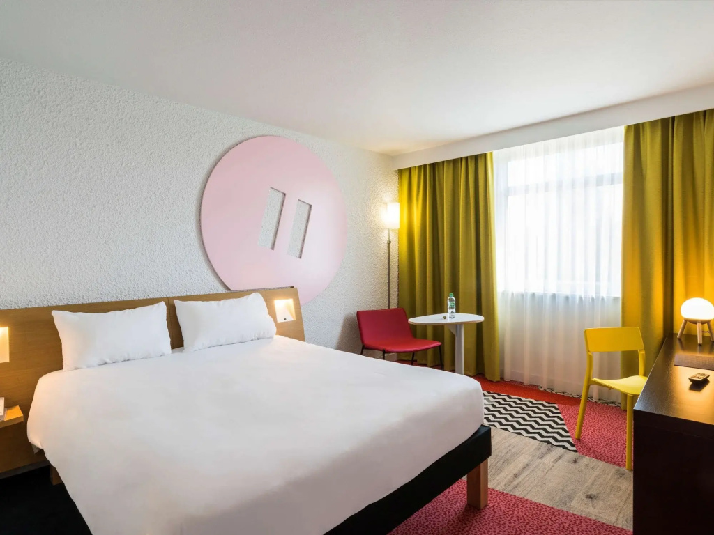 Voir la photo 2 — ibis Styles Lyon Bron Eurexpo