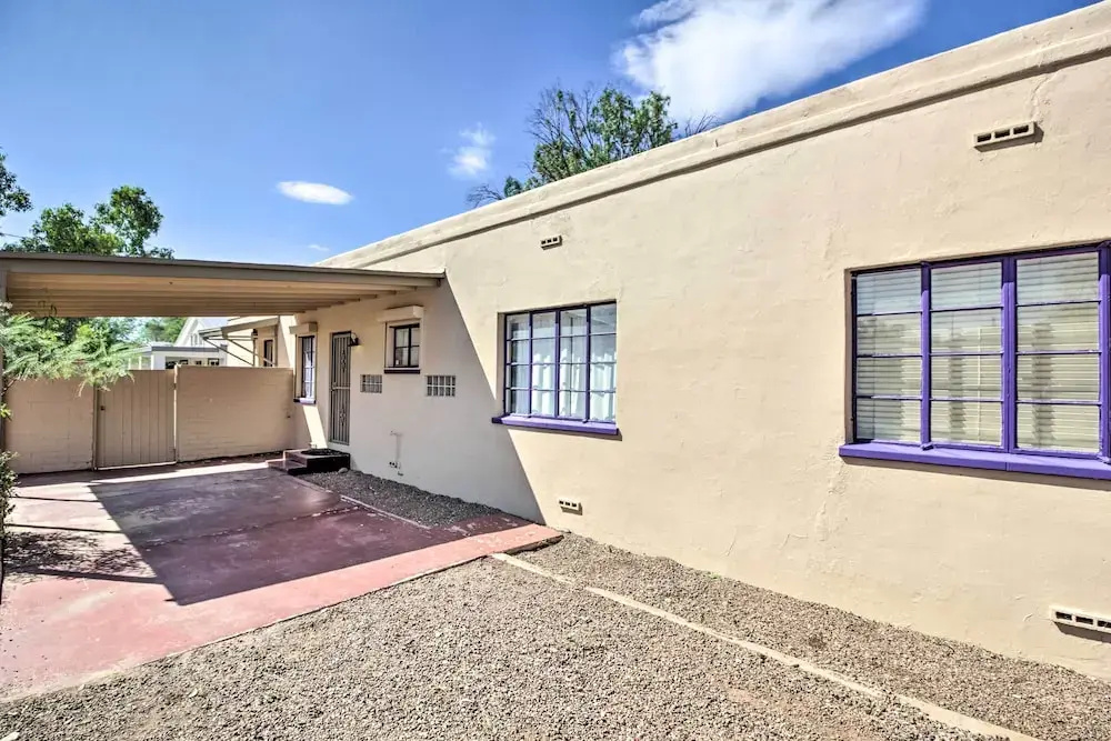 Tranquil Tucson Home w/ Yard - Walk to U of A