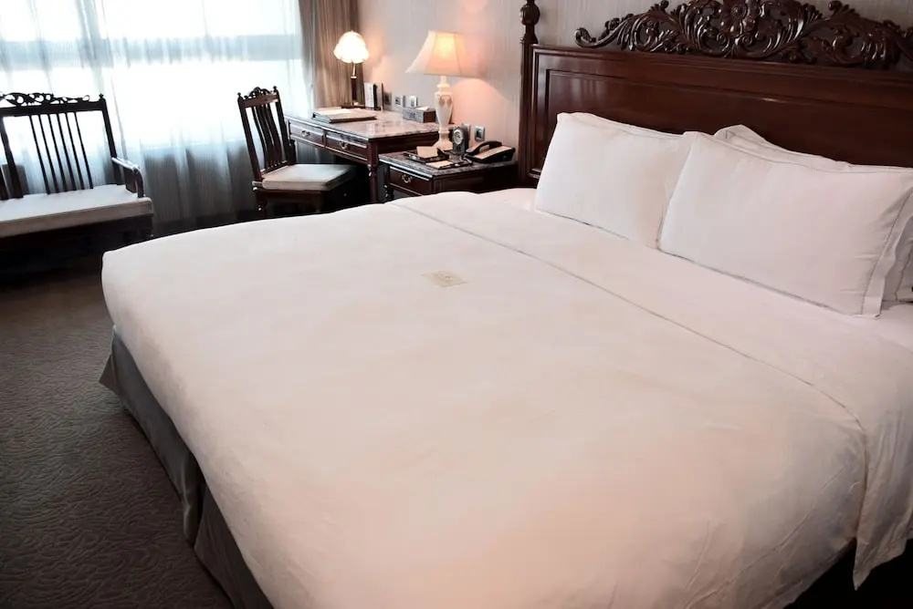 Royal Seasons Hotel Taichung Zhongkang - фото 46
