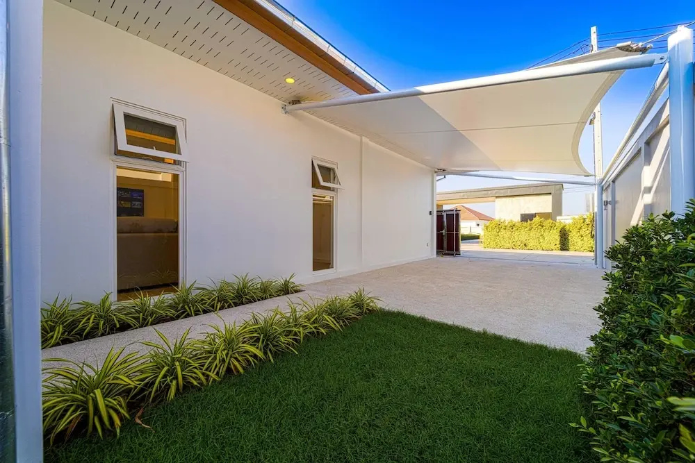 New Modern 3 Bedroom Pool Villa MB3