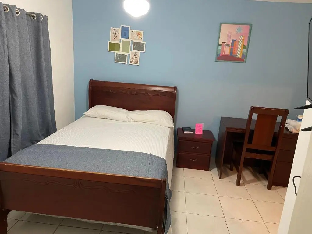 Economy room