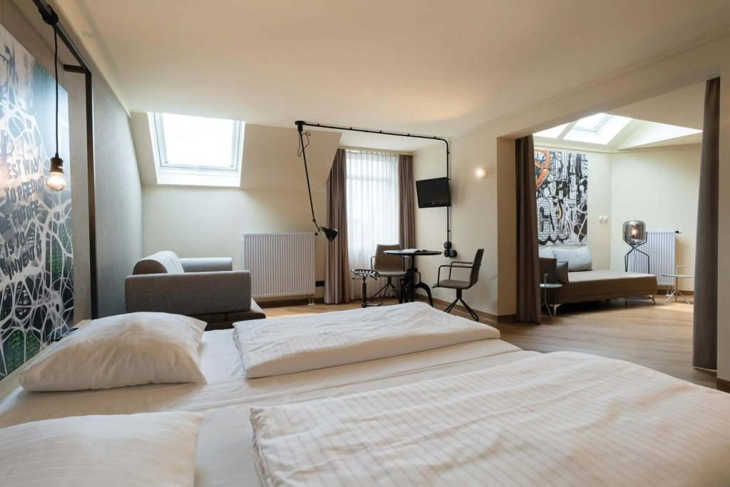 Hotel photo 11