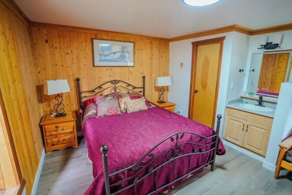 Economy room