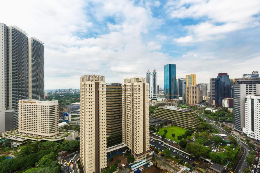 MCollection - Ortigas CBD Near Business & Shopping Hubs