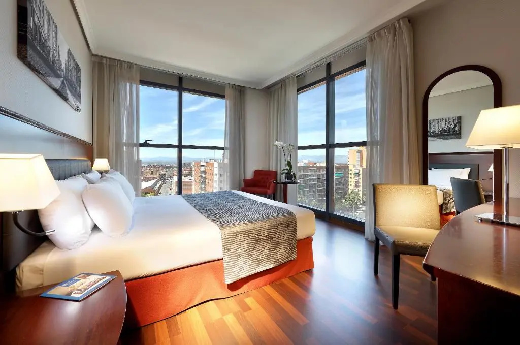 Crisol Vía Castellana - Chambres