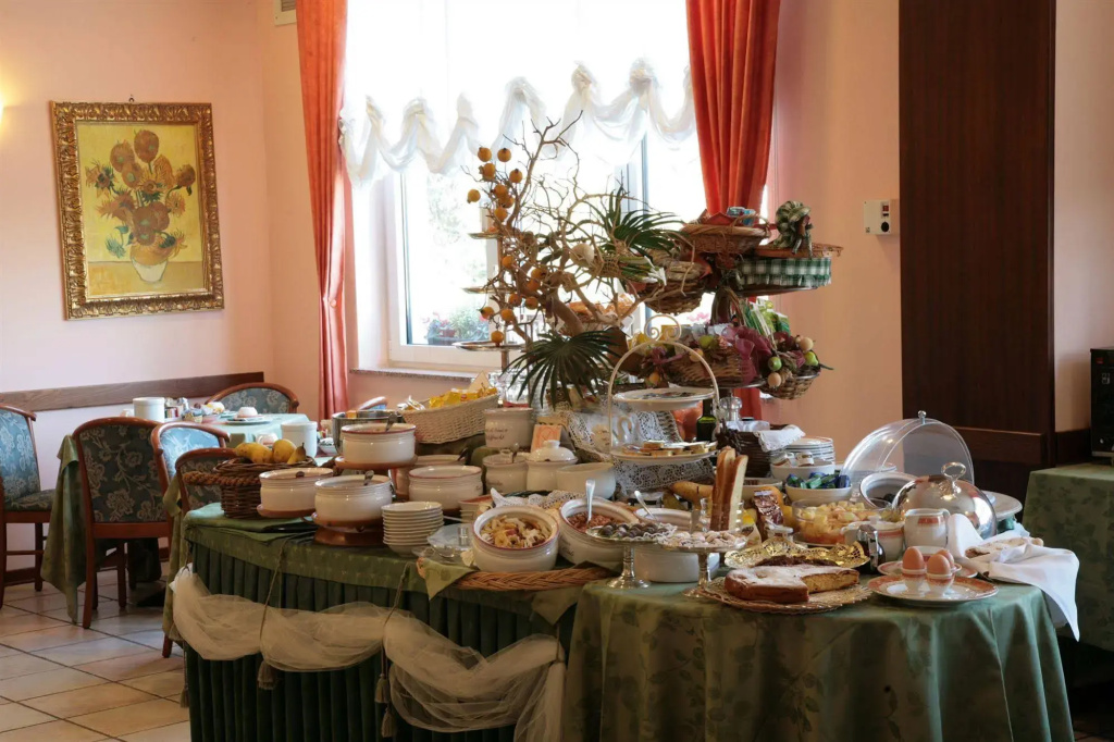 Hotel photo 16