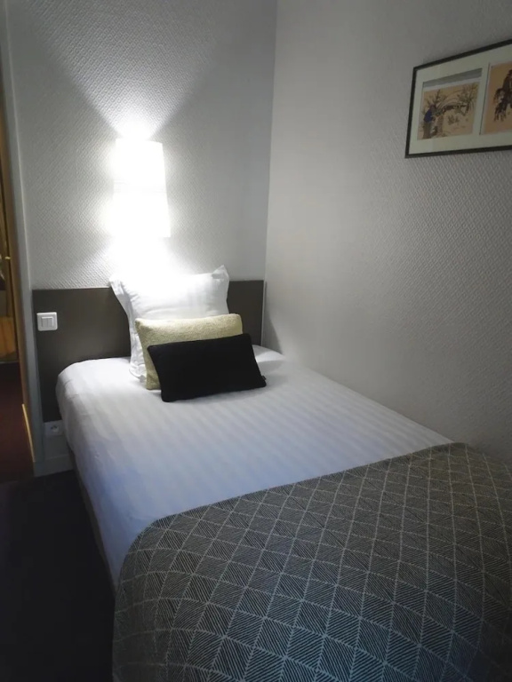 Classic Single room (single bed)