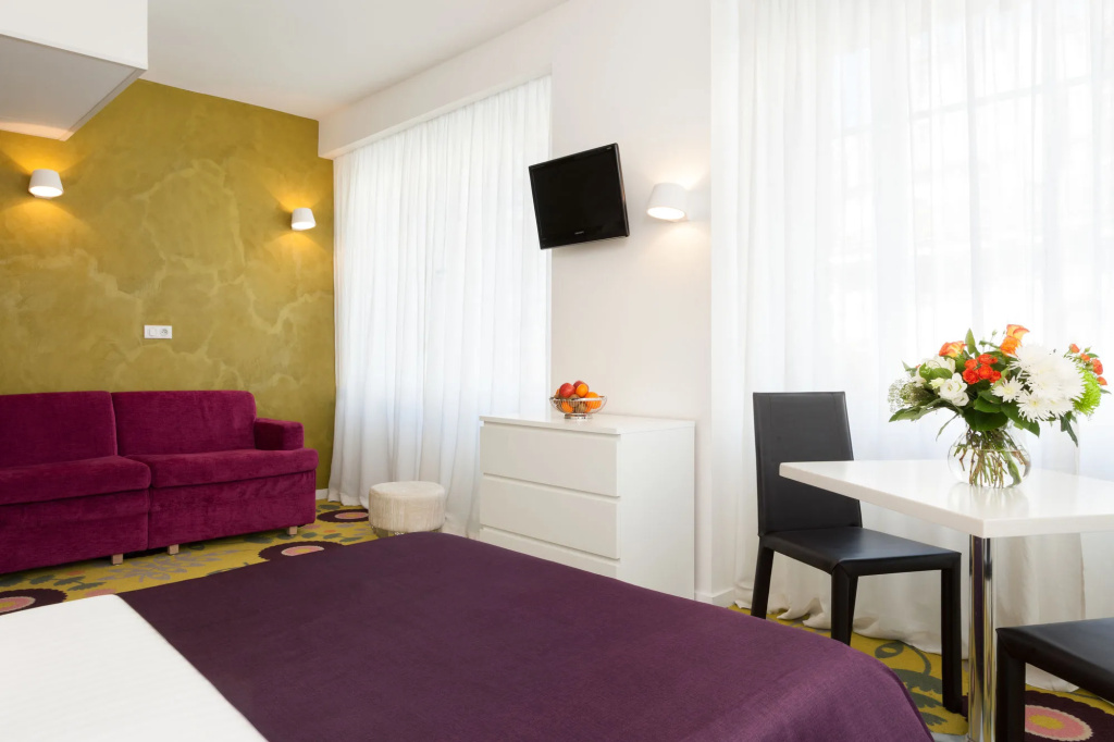 Hotel photo 2