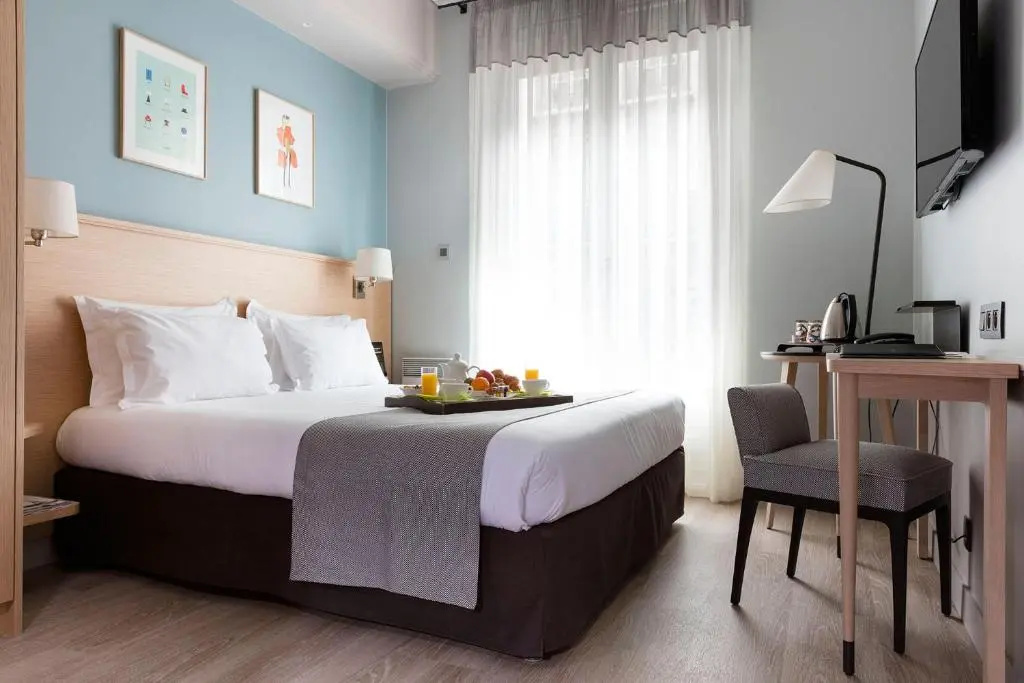 Standard Double room with garden view (full double bed)