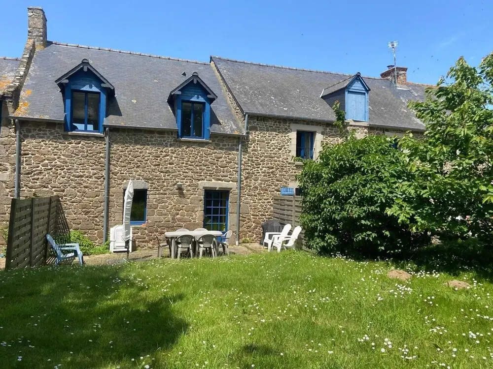 Terraced House, St Meloir des Ondes