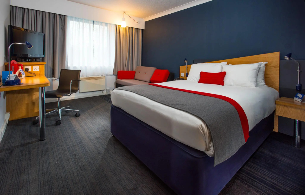 Holiday Inn Express Swansea - East by IHG - Chambres