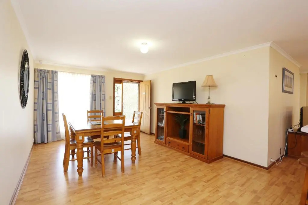 3 Bedrooms Cottage