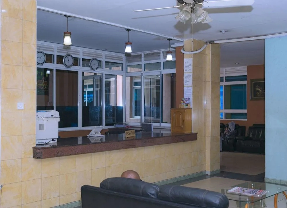 Aponye Hotel - Général