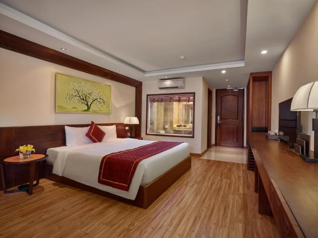 Superior Double room (full double bed)